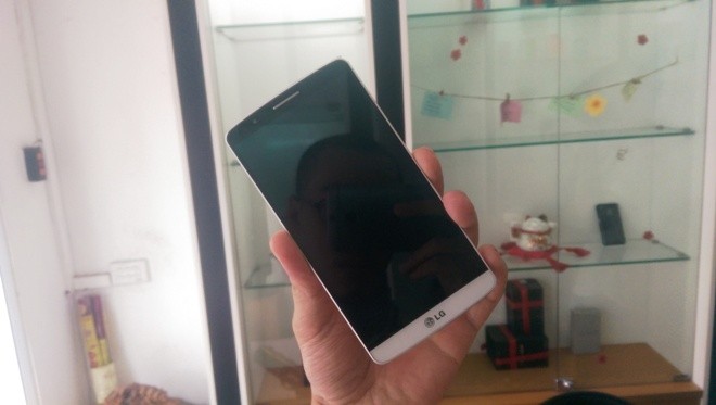 Trên tay 'siêu phẩm' LG G3 - ảnh 3