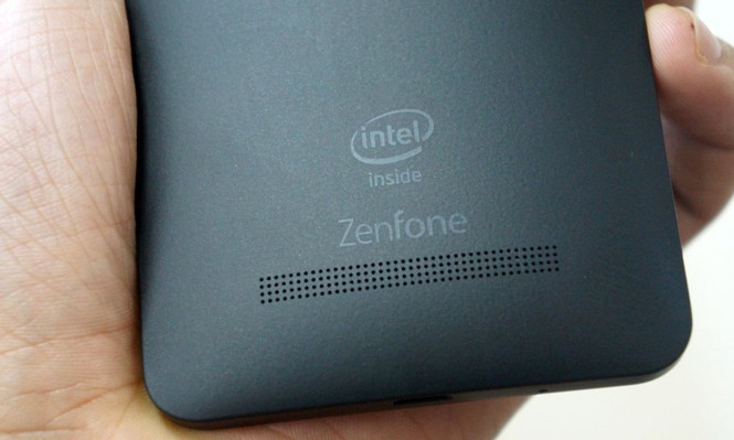 Chấm phá Asus Zenfone 5 đang gây sốt - ảnh 7