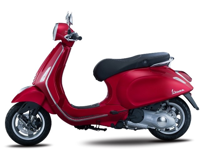 Cận cảnh Vespa Primavera và Sprint màu độc - ảnh 3