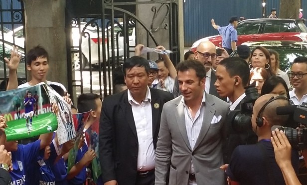 Del Piero bất ngờ trước sự cuồng nhiệt của tifosi Việt Nam - ảnh 3