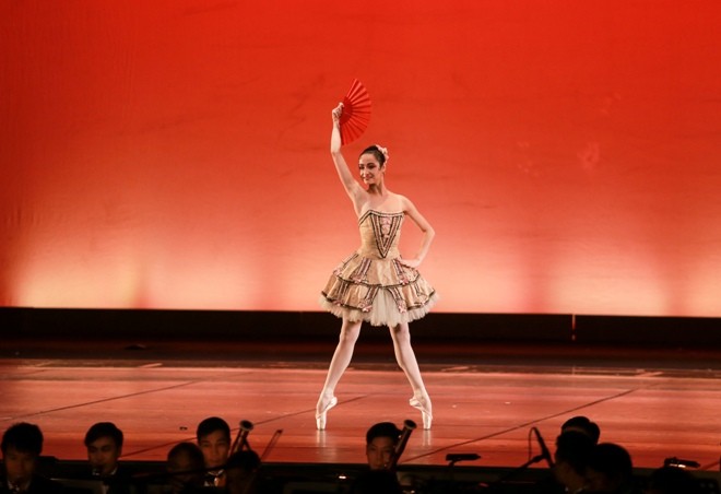 Xem Paris Ballet- kẻ rưng rưng người… buồn ngủ - ảnh 1