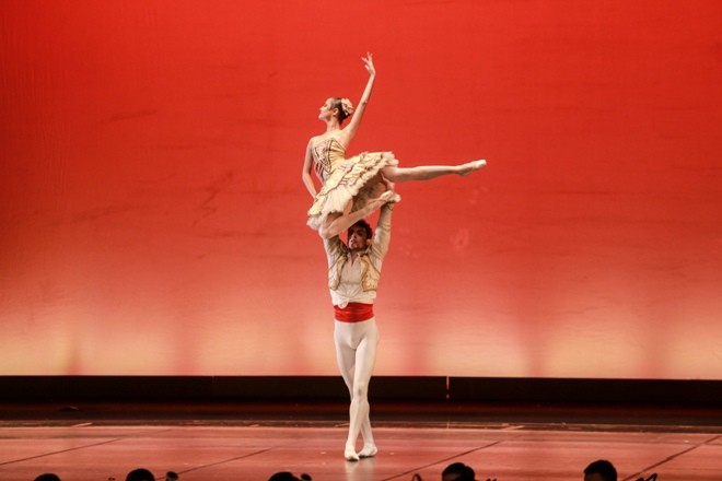 Xem Paris Ballet- kẻ rưng rưng người… buồn ngủ - ảnh 3
