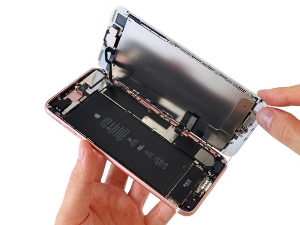 bên trong iphone 7 plus - ảnh 4