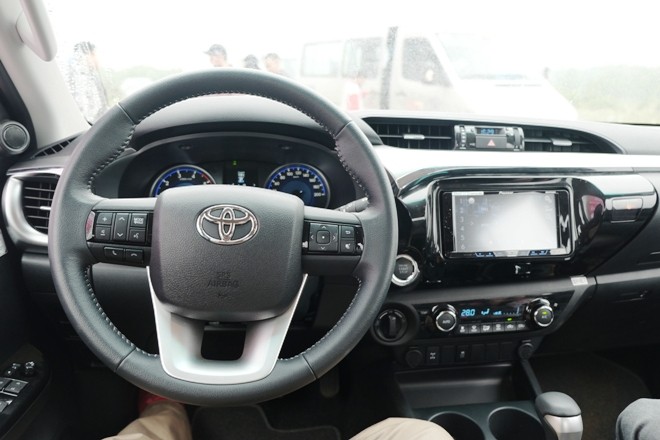 Toyota Hilux 2016: Bước chuyển mình mạnh mẽ - ảnh 2