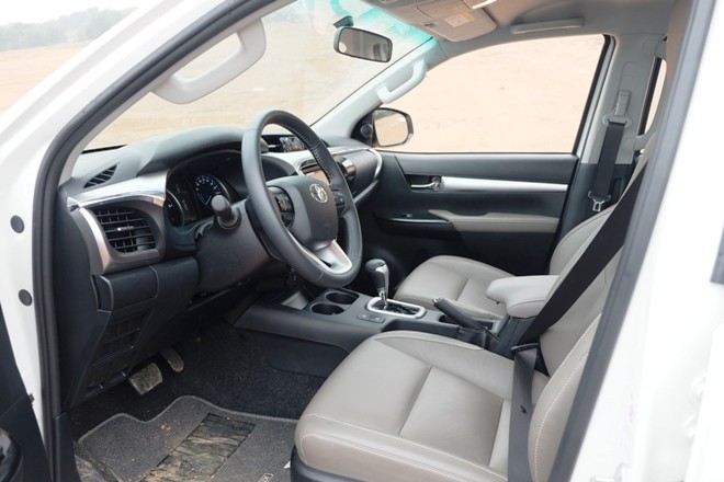 Toyota Hilux 2016: Bước chuyển mình mạnh mẽ - ảnh 9