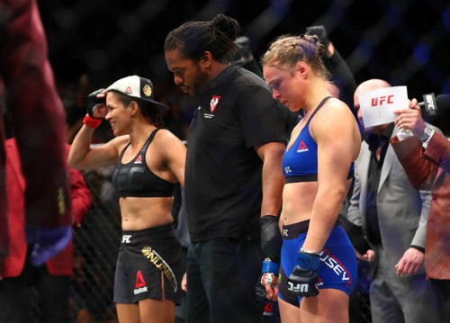 Nữ 'độc cô cầu bại' MMA thất bại sau 48 giây trở lại võ đài - ảnh 4