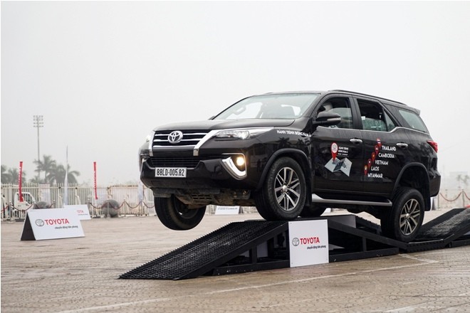 Bộ ba ‘huyền thoại’ của Toyota chinh phục Đông Dương - ảnh 19