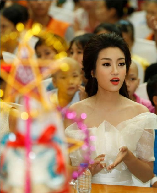 hoa hậu đỗ mỹ linh - ảnh 1