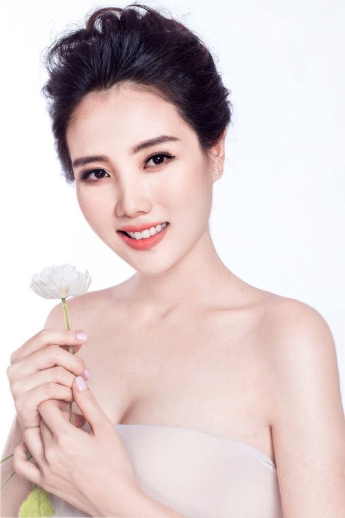 Vợ của đạo diễn Ngô Quang Hải khoe ảnh đẹp long lanh - ảnh 3
