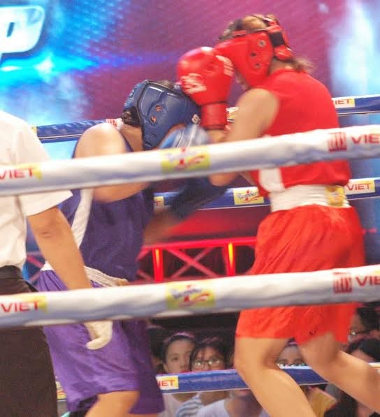 Màn so găng nảy lửa của các hotgirl làng Boxing Việt - ảnh 7