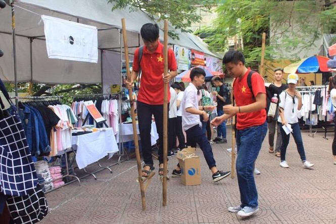 Ngày hội Tân sinh viên, điểm hẹn kết nối thế hệ trẻ - ảnh 4