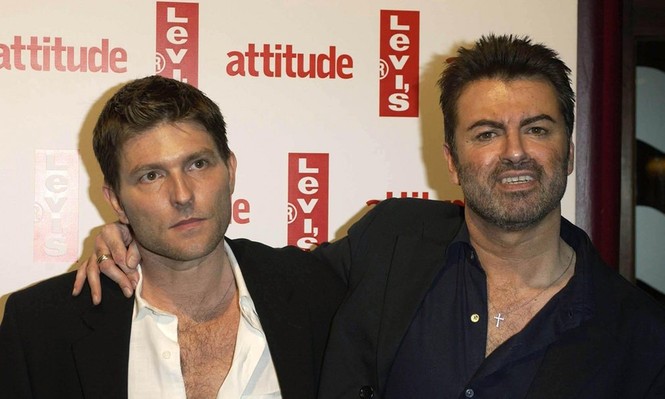 Những dấu ấn đình đám trong đời George Michael qua ảnh - ảnh 11
