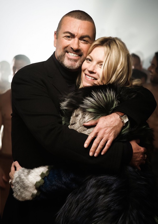 Những dấu ấn đình đám trong đời George Michael qua ảnh - ảnh 15