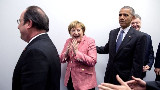 Hình ảnh đáng nhớ của ông Obama trong năm cuối tại Nhà Trắng - ảnh 8