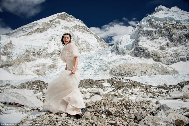 Cặp đôi kiên trì leo núi suốt 3 tuần để kết hôn trên đỉnh Everest - ảnh 6