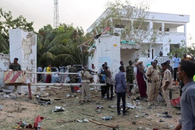 Tấn công khách sạn ở thủ đô Somalia, 19 người thiệt mạng - ảnh 1
