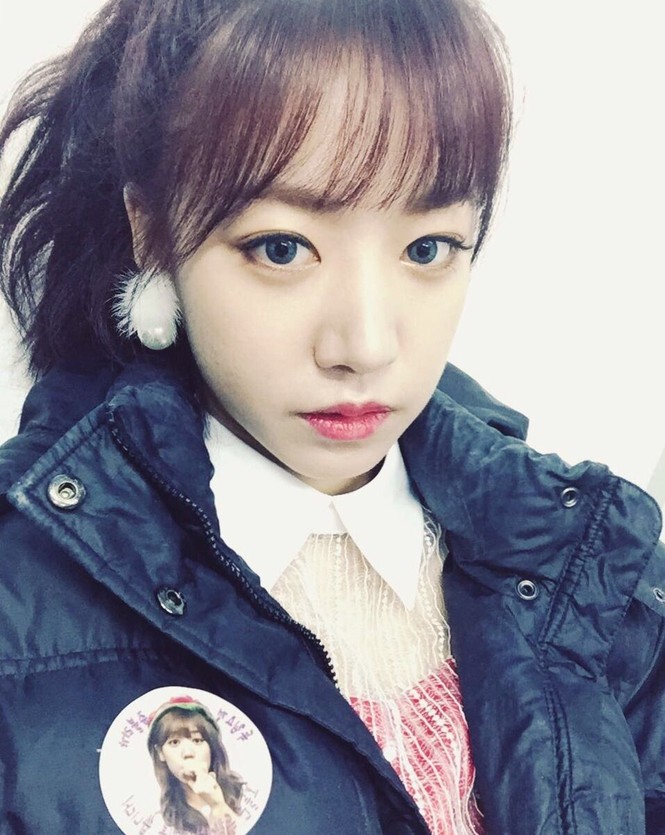 Fans tranh cãi vì gương mặt lệch vẹo của thần tượng nhóm Apink - ảnh 4