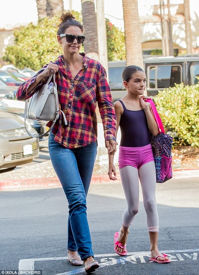 Cuộc sống Katie Holmes sau 8 năm chia tay Tom Cruise ra sao? - ảnh 5