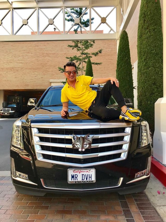 Mr.Đàm khoe tậu siêu xe Cadillac chuyên phục vụ nguyên thủ quốc gia - ảnh 1