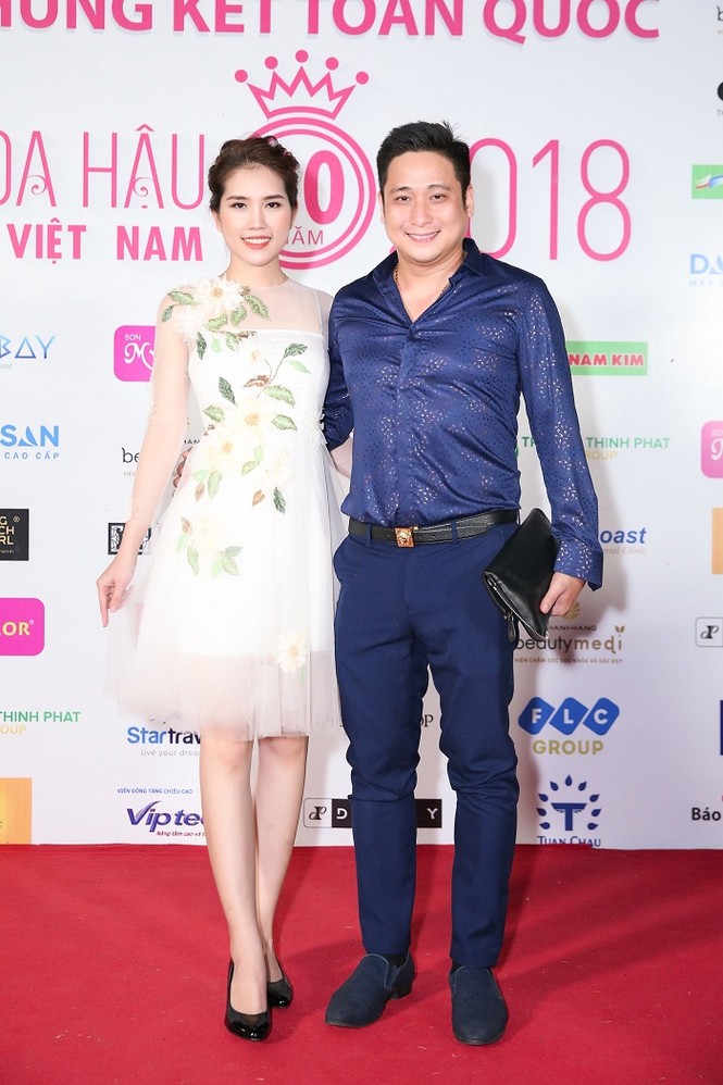 Minh Tiệp ‘mạnh tay’ mua 5 bộ cánh tại Người đẹp Thời trang tặng vợ - ảnh 1