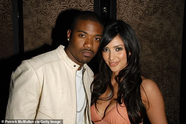 Kim Kardashian thú nhận ‘phê thuốc’ trong đám cưới và băng sex - ảnh 3