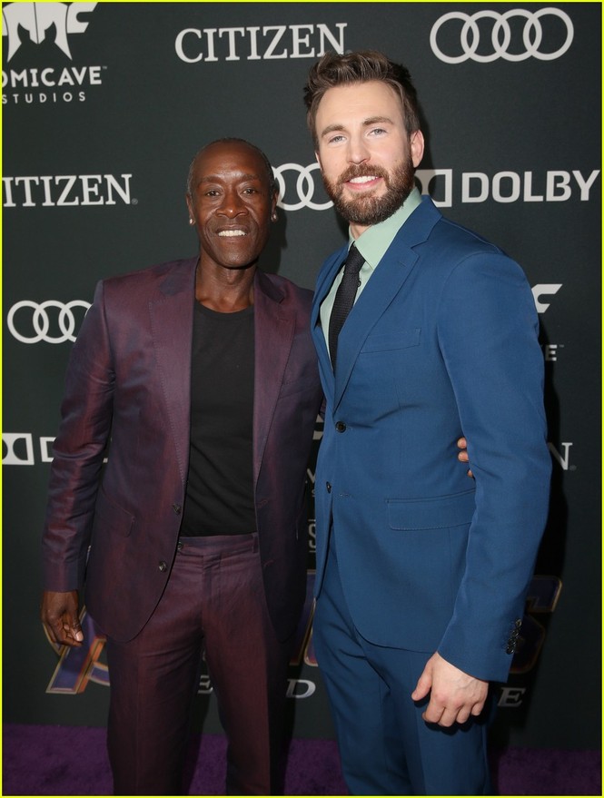 Dàn ‘siêu anh hùng’ đổ bộ thảm tím lễ công chiếu Avengers: Endgame - ảnh 10