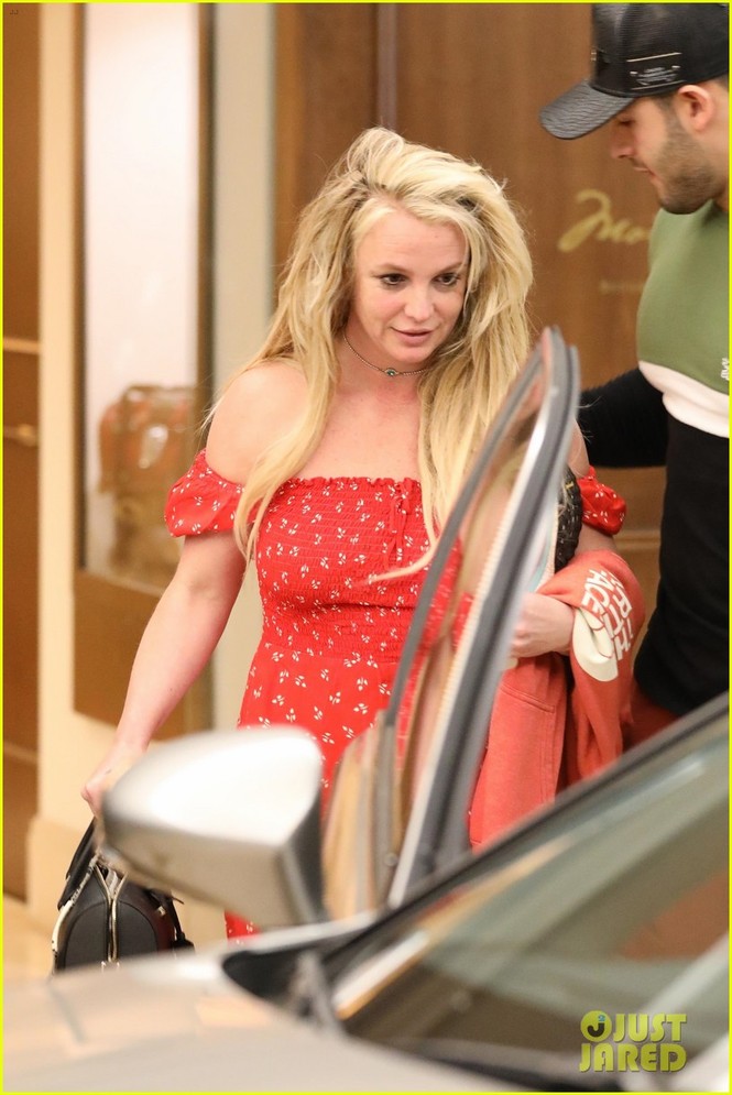 Britney Spears tiều tụy đến đáng thương, chuyện gì đang xảy ra? - ảnh 2