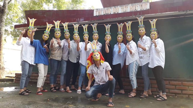 Đèn lồng trà sữa và loạt ý tường lầy lội của giới trẻ ngày Trung thu - ảnh 2