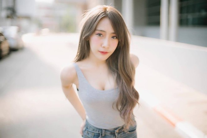 Đường cong 'bỏng mắt' của ‘nữ hoàng nội y’ Thái Lan - ảnh 9