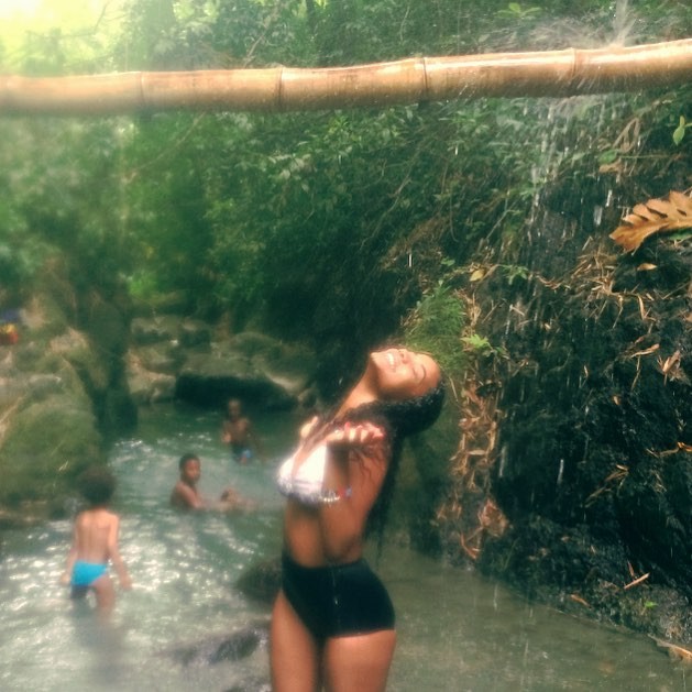 Nhan sắc đời thường đẹp như trên sân khấu của tân Hoa hậu Thế giới người Jamaica - ảnh 8