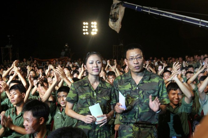 Hình ảnh MC Lại Văn Sâm và Hoàng Linh ở ‘Chúng tôi là chiến sĩ’ 13 năm trước - ảnh 2