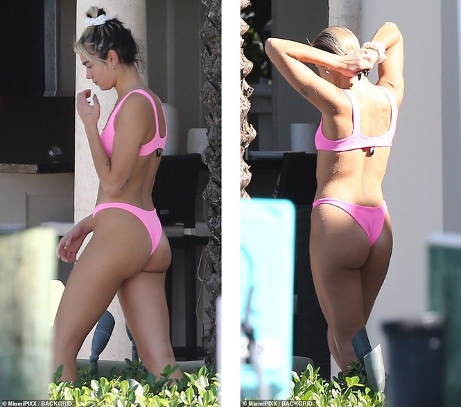 Dua Lipa khoe vóc dáng đáng kinh ngạc với bikini hồng, hôn đắm đuối trai trẻ - ảnh 5