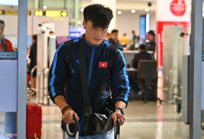 U23 Việt Nam được người hâm mộ chào đón sau thất bại - ảnh 6