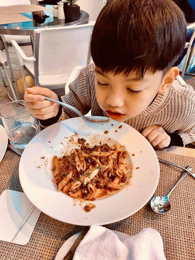 Hồ Ngọc Hà cùng Kim Lý và con trai du xuân Nhật Bản, Subeo gây bất ngờ - ảnh 4
