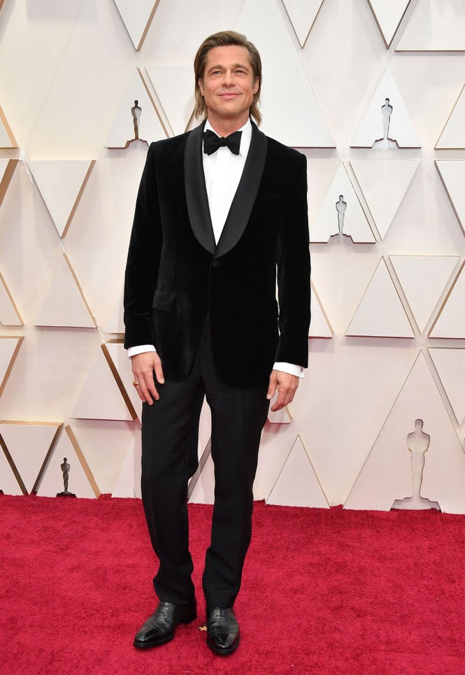 Dàn mỹ nhân Hollywood mặc gợi cảm táo bạo, đổ bộ thảm đỏ Oscar 2020 - ảnh 15