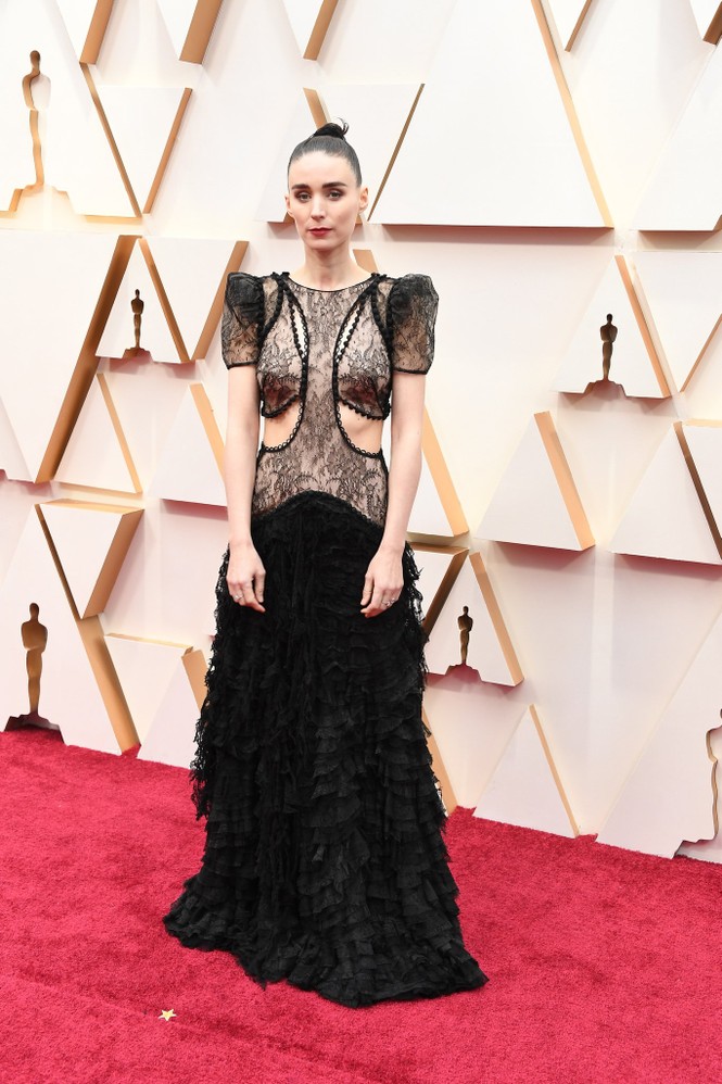 Dàn mỹ nhân Hollywood mặc gợi cảm táo bạo, đổ bộ thảm đỏ Oscar 2020 - ảnh 23