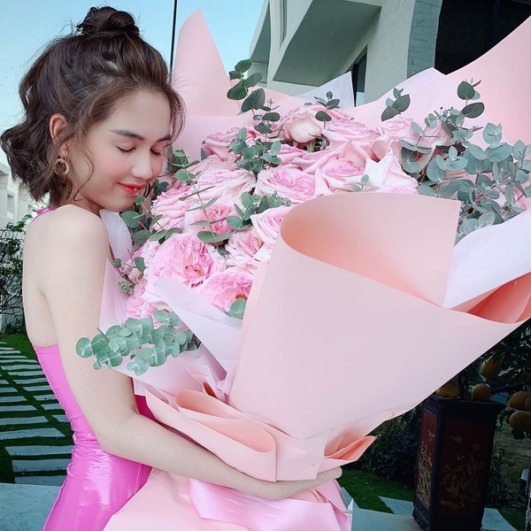 Lần đầu đăng ảnh tình tứ bạn trai mới, Ngọc Trinh khiến nhiều fan nhận vơ - ảnh 2