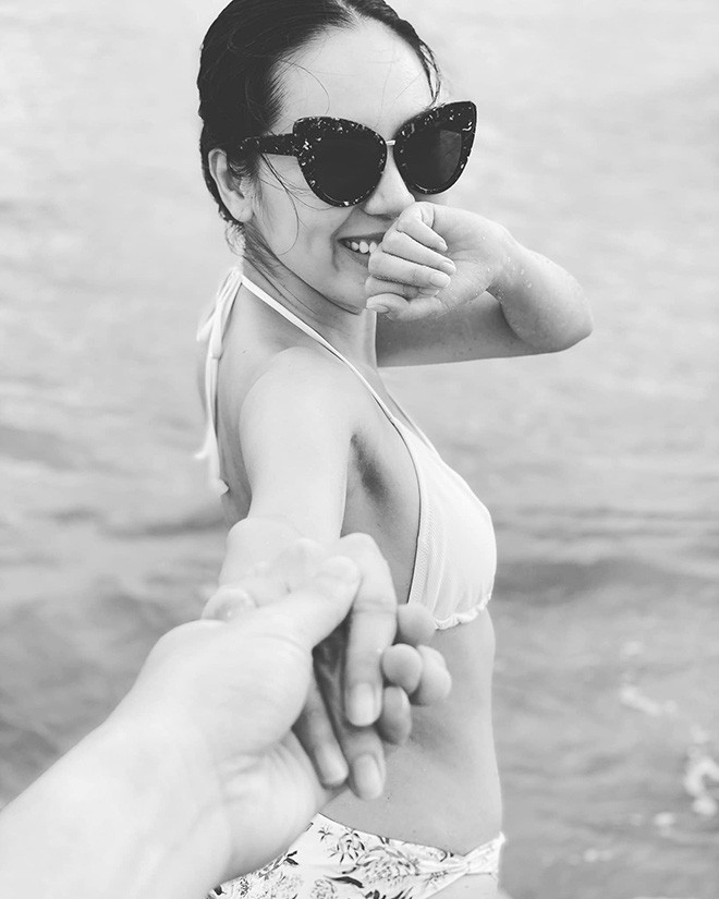 Tung ảnh bikini ‘bỏng mắt’, ca sĩ Phương Linh vẫn than thở vì tăng số đo - ảnh 6