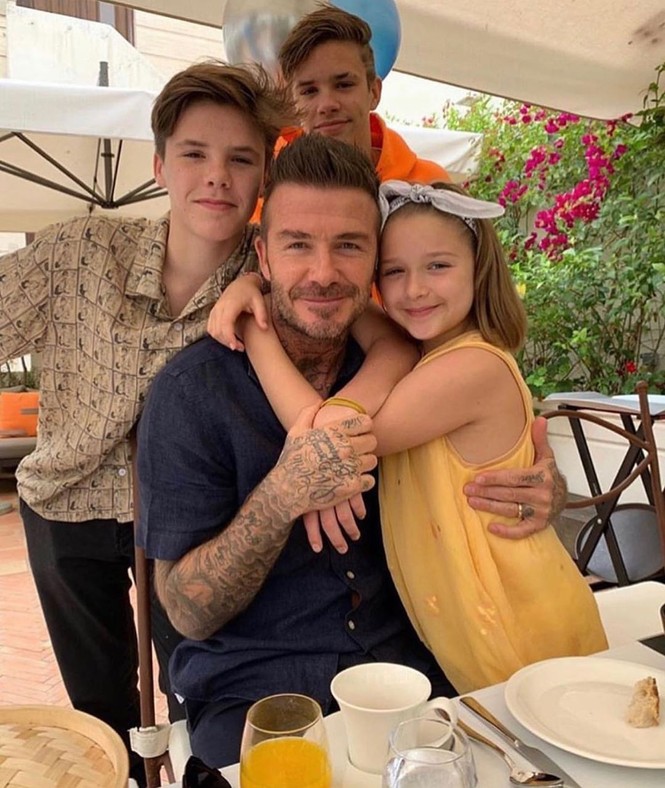 Con gái Tom Cruise và David Beckham: Hai ‘tiểu công chúa’, 2 số phận - ảnh 26