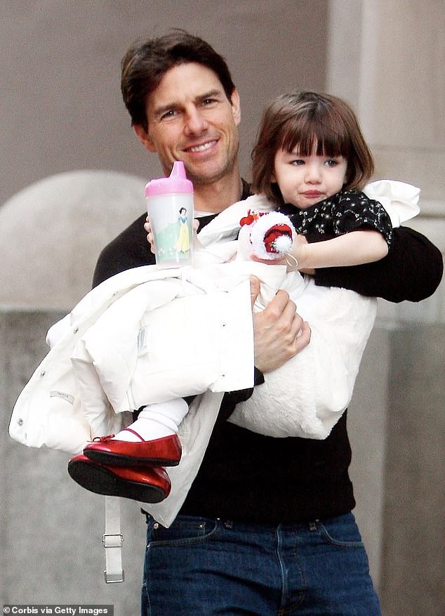Con gái Tom Cruise và David Beckham: Hai ‘tiểu công chúa’, 2 số phận - ảnh 9