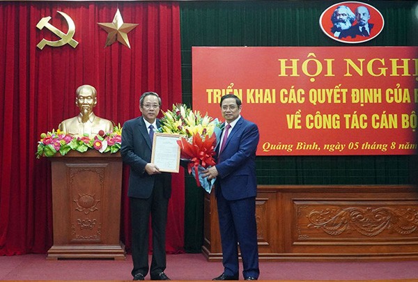 Bộ Chính trị, Ban Bí thư điều động, chỉ định nhân sự mới - ảnh 3