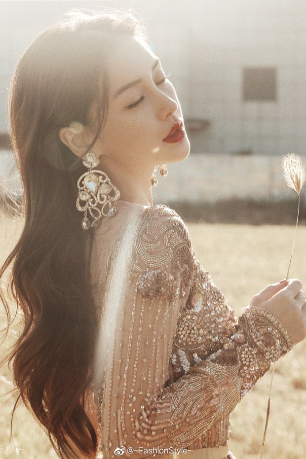 Angelababy tung bộ ảnh đẹp ngất ngây, đúng chuẩn nữ thần C-biz - ảnh 4