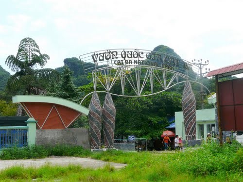 Vườn quốc gia Cát Bà trực thuộc thành phố nào?