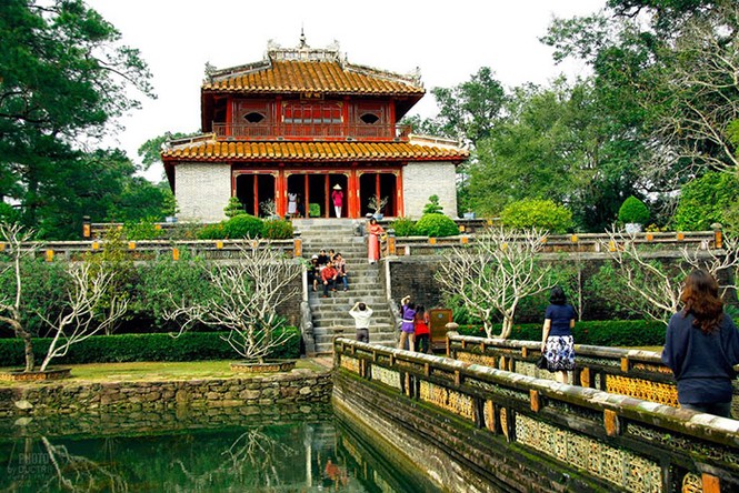 Lăng Minh Mạng được xây dựng mất bao nhiêu năm?