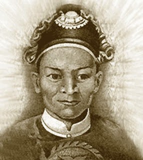 Ai là người đã chống đối vua Gia Long chọn vua Minh Mạng lên làm người kế vị ngai vàng nên dù đã chết vẫn bị xử “có 7 tội phải chém, hai tội phải thắt cổ”?