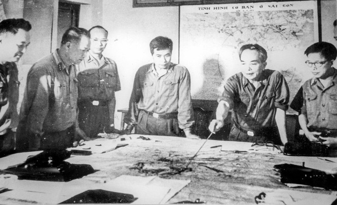 Bộ Chính trị đồng ý Chiến dịch Hồ Chí Minh vào ngày, tháng, năm nào?