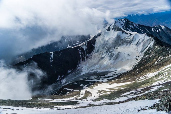 Vào mùa hè nhiệt độ trung bình trên núi Everest là bao nhiêu độ?