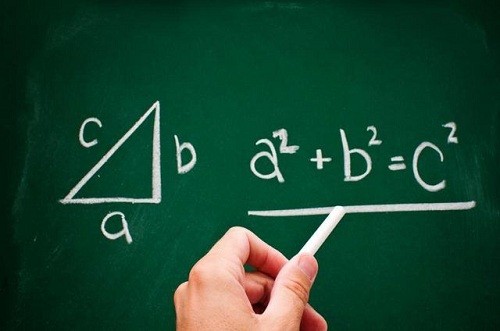 Định lý Pythagoras còn được gọi là "định lý 100 con bò", vì sao?