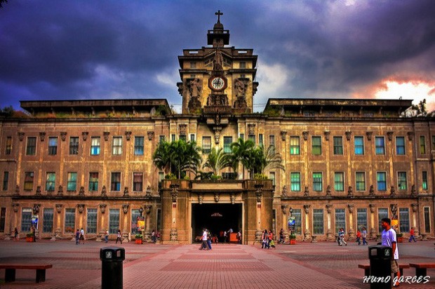 Philippines có Trường đại học lâu đời nhất của châu Á và lớn nhất thế giới là...?