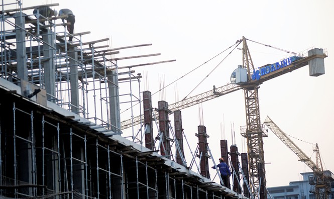 Cảnh báo tai nạn tại công trình xây dựng cao tầng - ảnh 1
